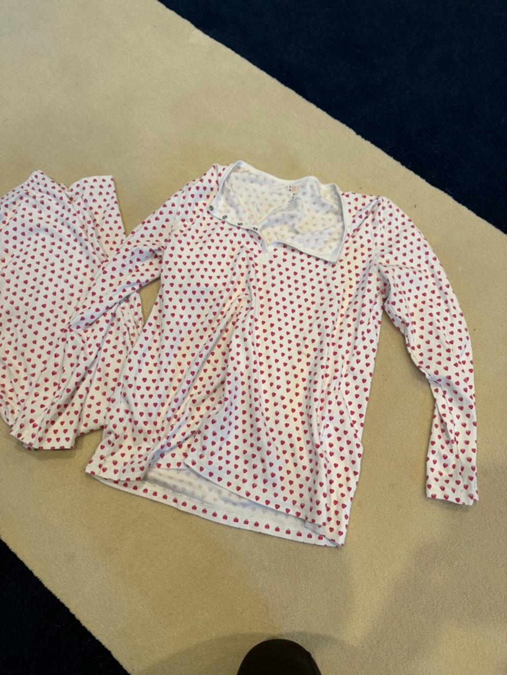 Roller Rabbit White Long-Sleeve Pajama Set with Pink Hearts